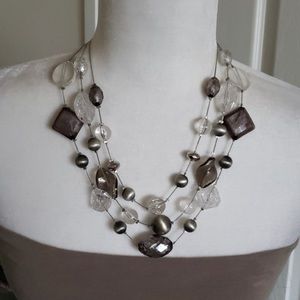NY 3-strand gray pearls and crystals 23-26